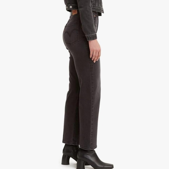 Levi's Women's Ribcage Straight Ankle Jeans - 31 NWT - Picture 2 of 9